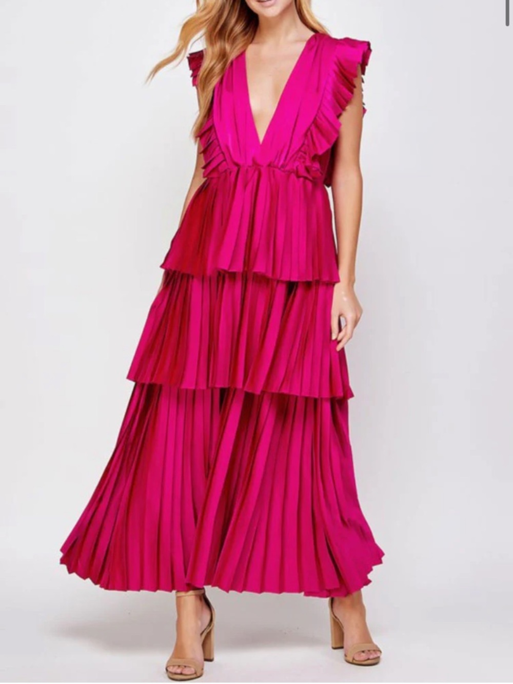 NWT Tiered Pleated Maxi Dress in Fuchsia